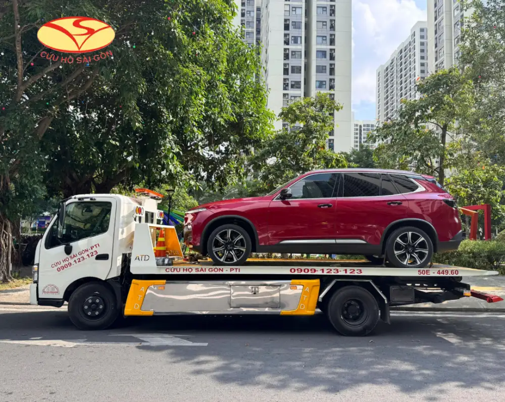 cứu hộ ô tô trên đường nên gọi ai