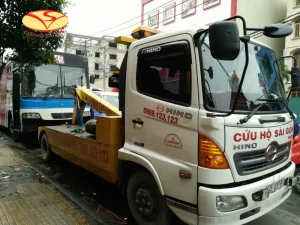 cứu hộ xe buýt nhanh chóng 24/7