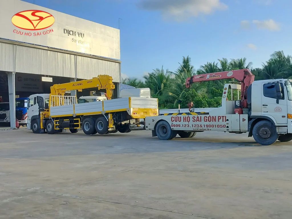 Cứu hộ ô tô quận Tân Phú 24/7 – Có mặt nhanh chóng sau 30-45 phút 1 Cứu hộ ô tô quận Tân Phú