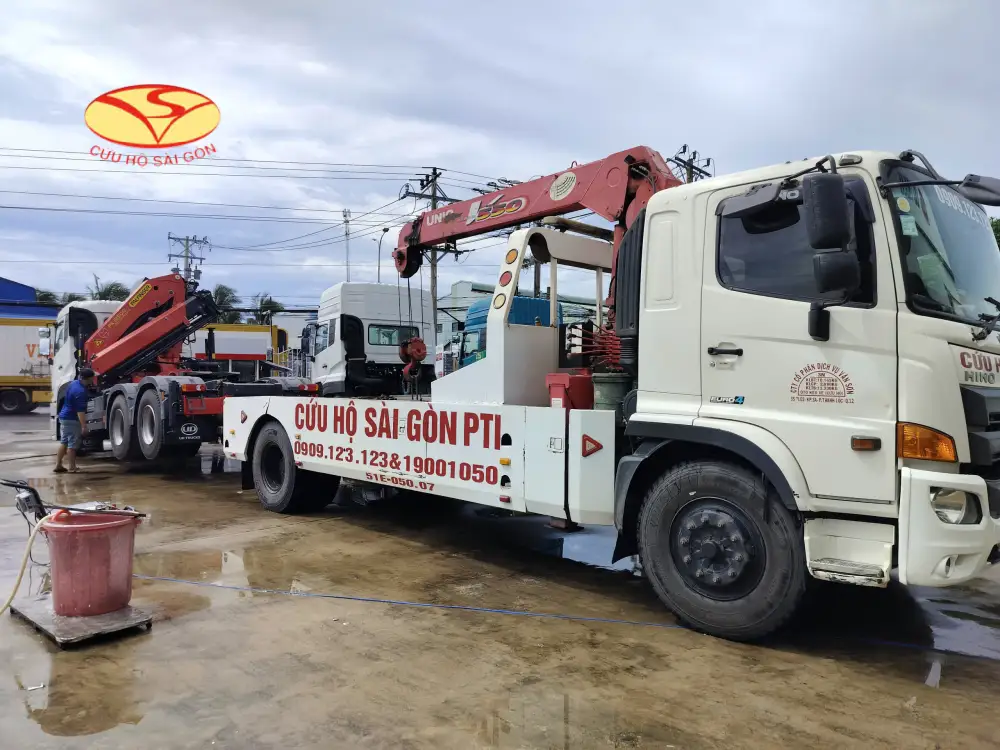 dịch vụ cẩu xe ô tô chuyên nghiệp