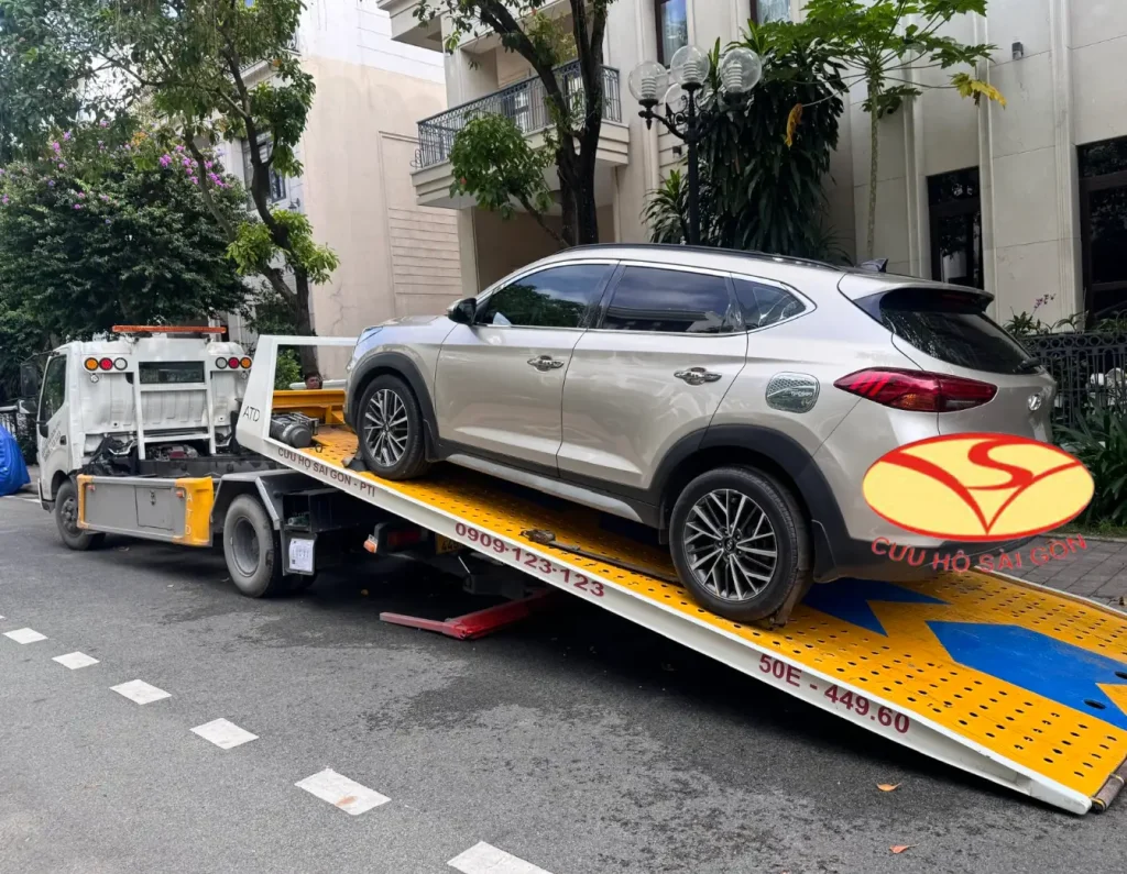 Dịch vụ kéo chở xe ô tô tại Tân Bình 2 cứu hộ ô tô tại quận Tân Bình