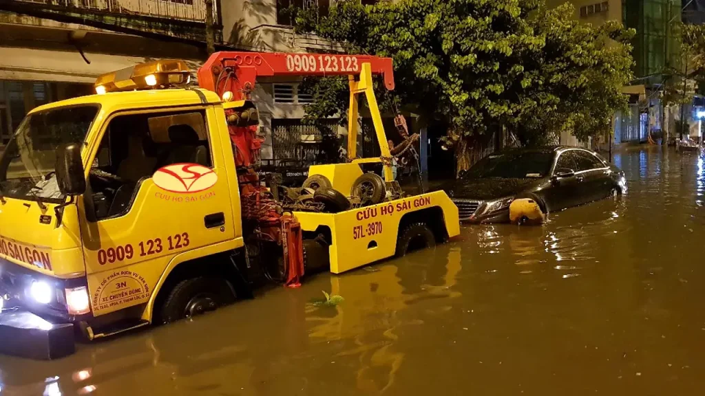 Cứu hộ ô tô, kéo xe ô tô tại Bình Tân nhanh chóng 24/7
